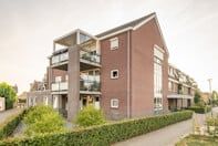 Licht appartement (136m²) met lift en balkon - Afbeelding 2
