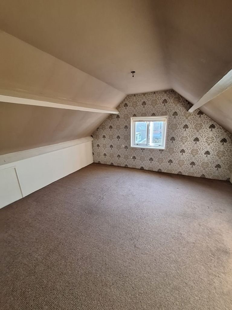 Ruime zolderetage (30m²) in Velp - Afbeelding 2