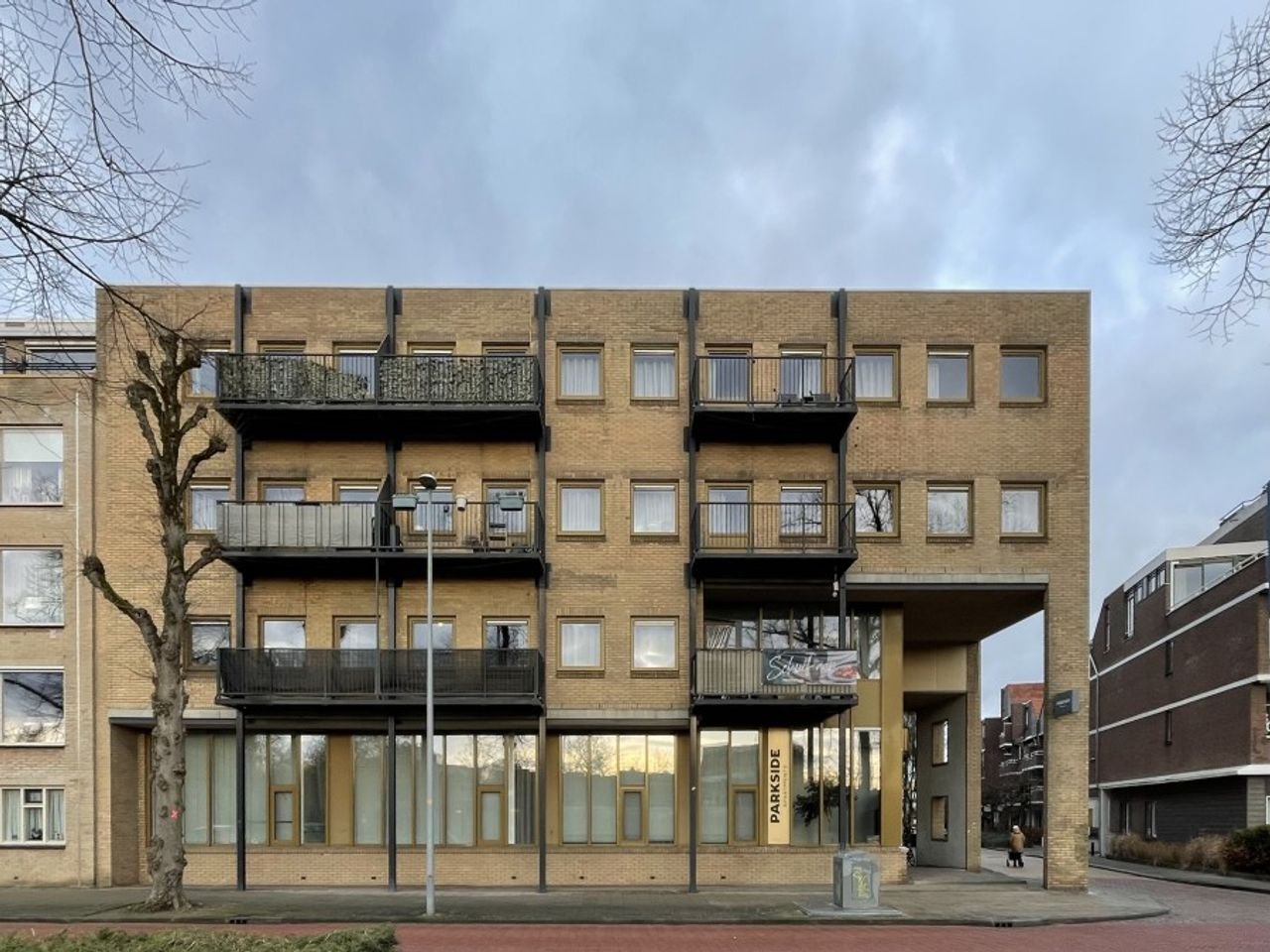 Central living with balcony in Apeldoorn - Image 1