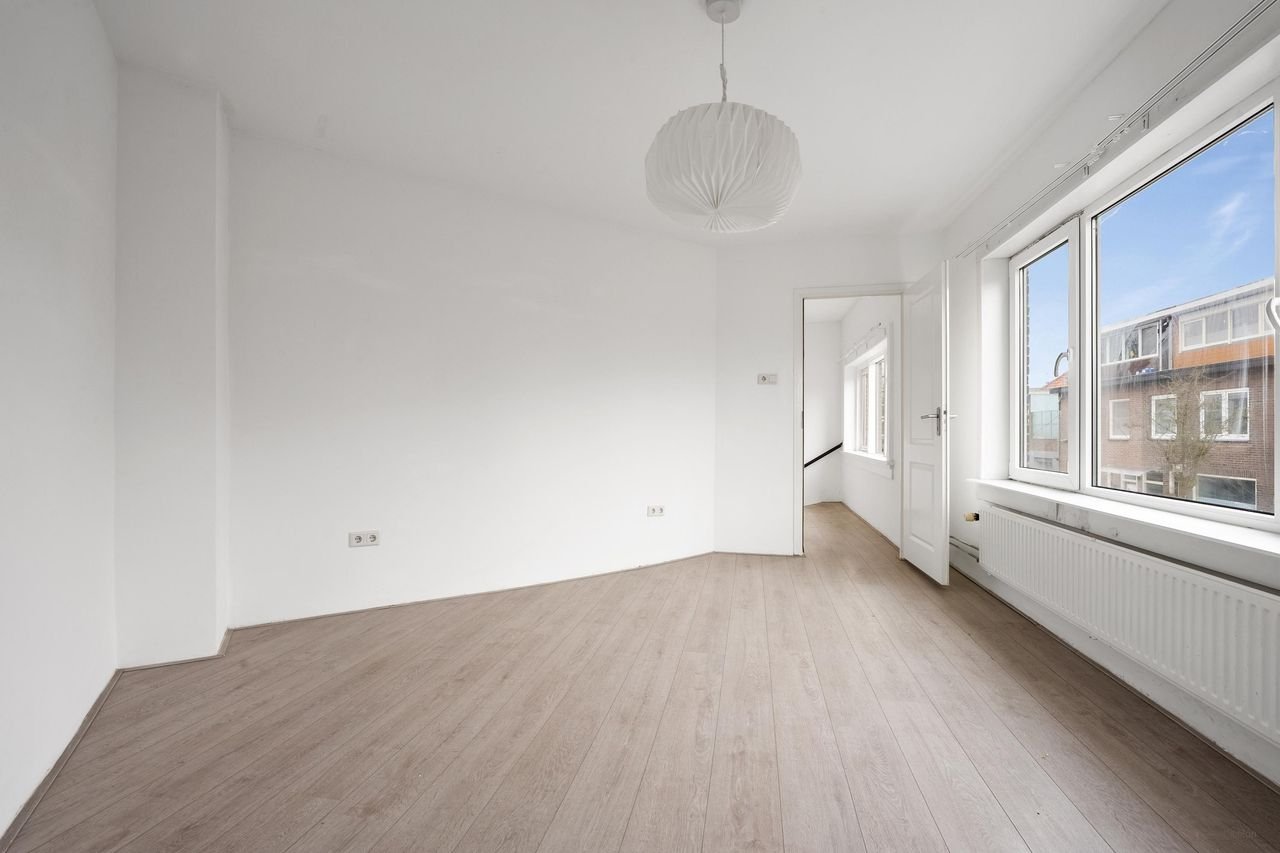 Corner house with A+++ label in Haarlem - Image 12