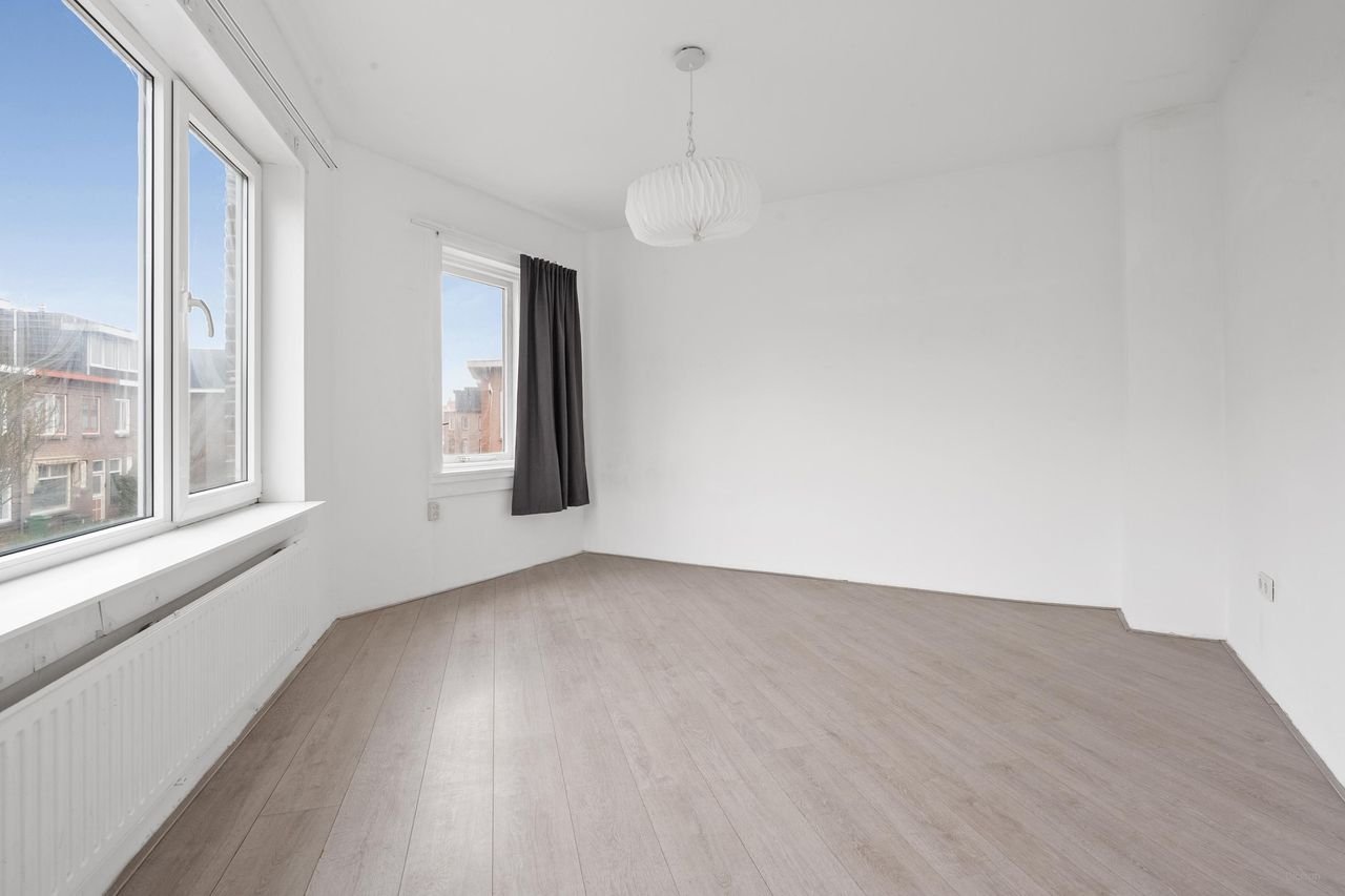 Corner house with A+++ label in Haarlem - Image 11