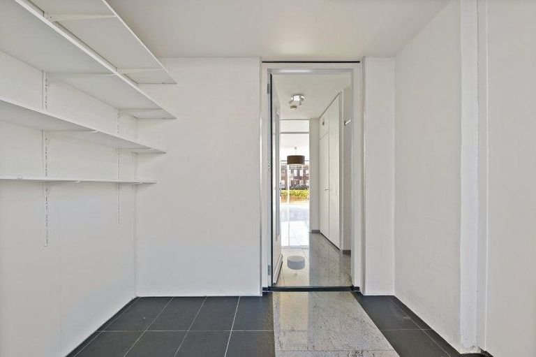 Woning aan water met 4 slaapkamers - Afbeelding 7