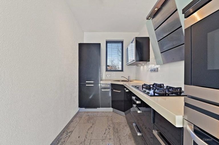 Woning aan water met 4 slaapkamers - Afbeelding 5