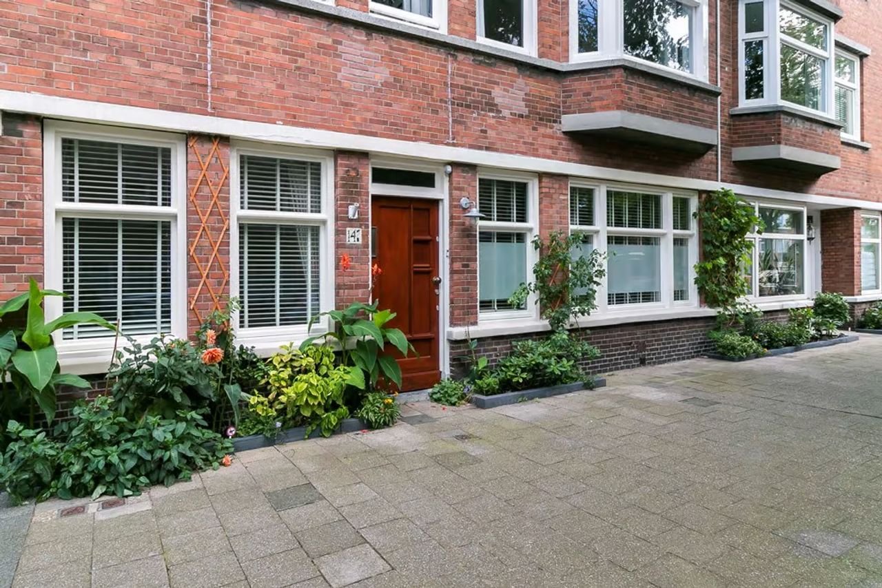 Benedenwoning met tuin en 2 slaapkamers - Afbeelding 1