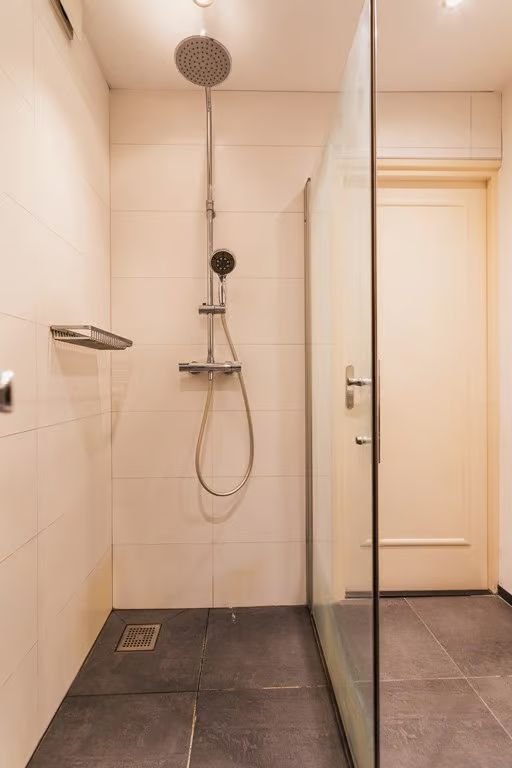 Spacious 4-room apartment near the sea - Image 22