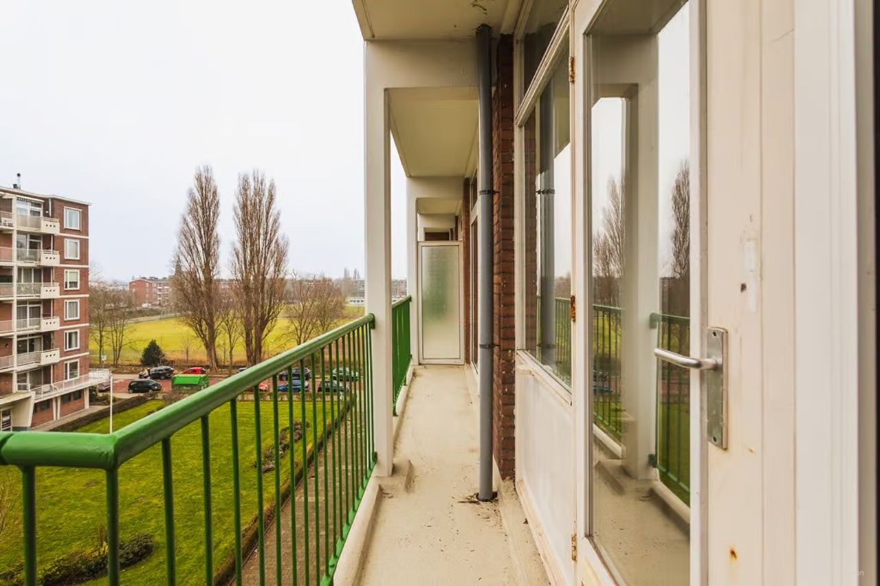 Spacious 4-room apartment near the sea - Image 18