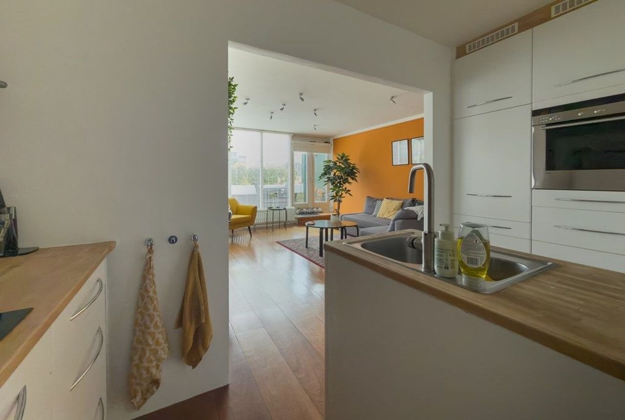 Lichte topetage met zonnig terras - Afbeelding 7