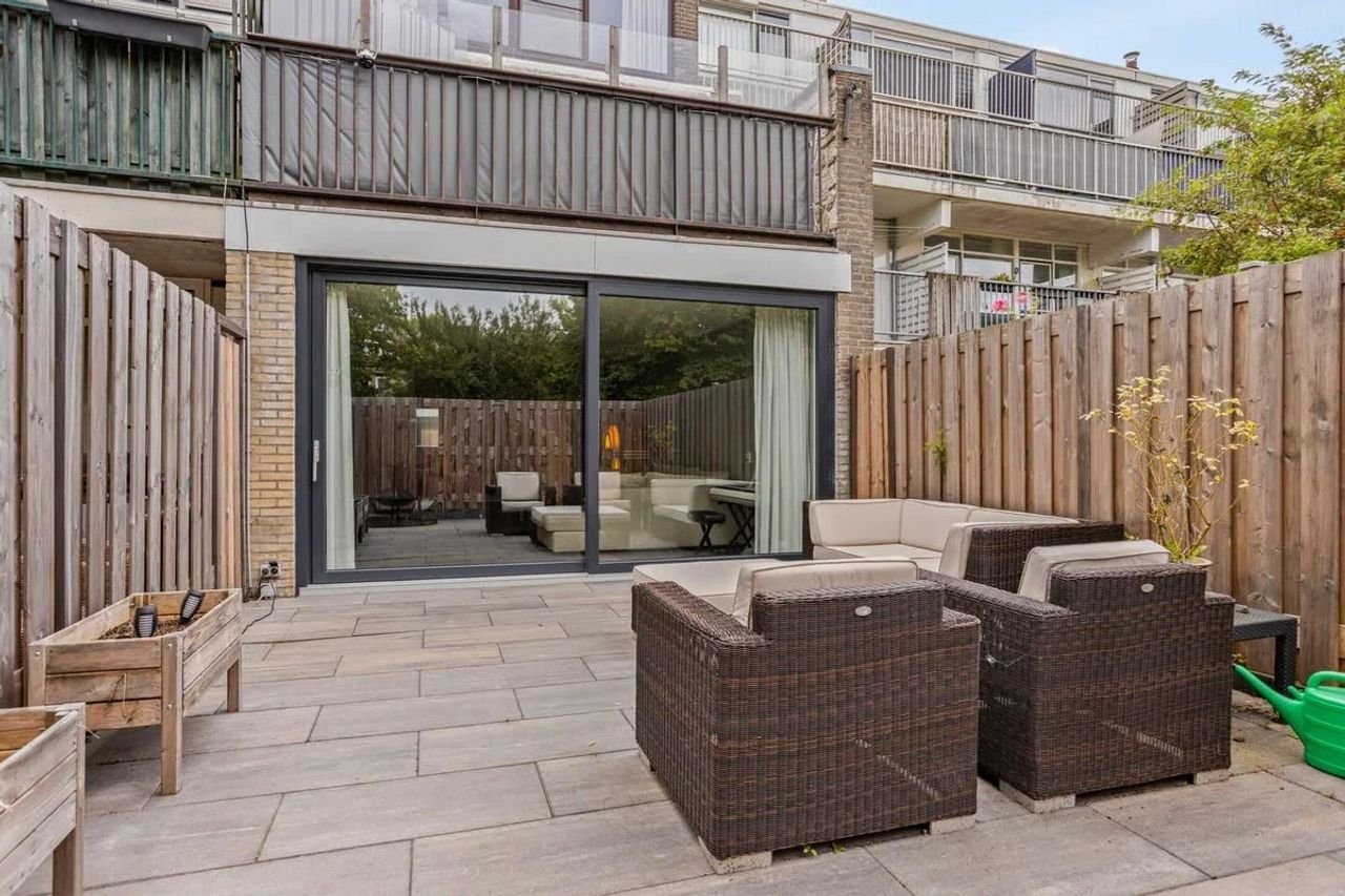 Modern townhouse with A+++ energy label - Image 26