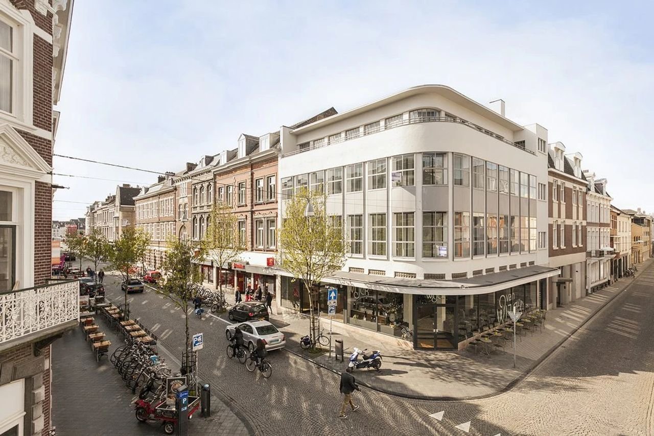 Moderne studio van 58 m² in hartje Wyck - Afbeelding 1