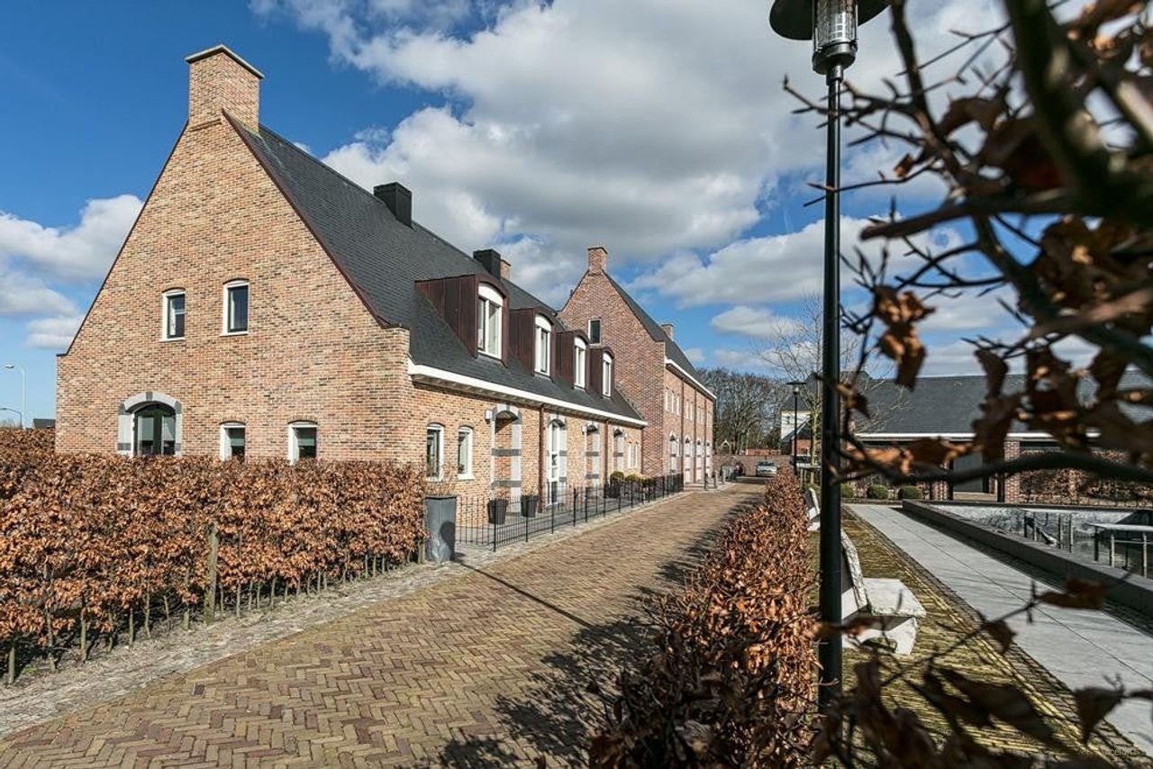 Royaal herenhuis van 174 m² in Leek - Afbeelding 2