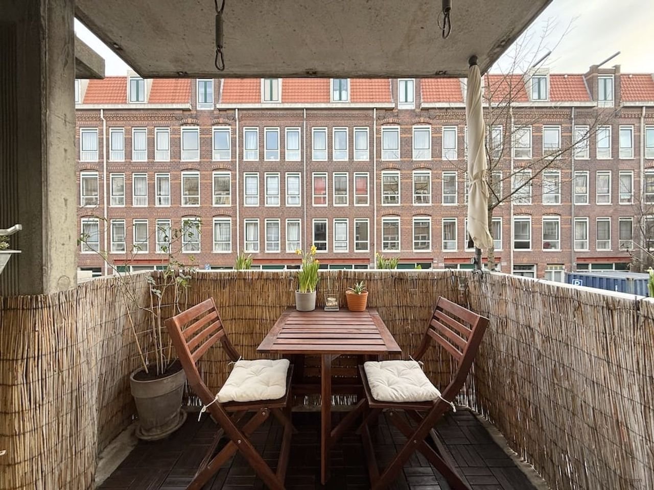 Modern appartement met balkon in Oud-West - Afbeelding 7