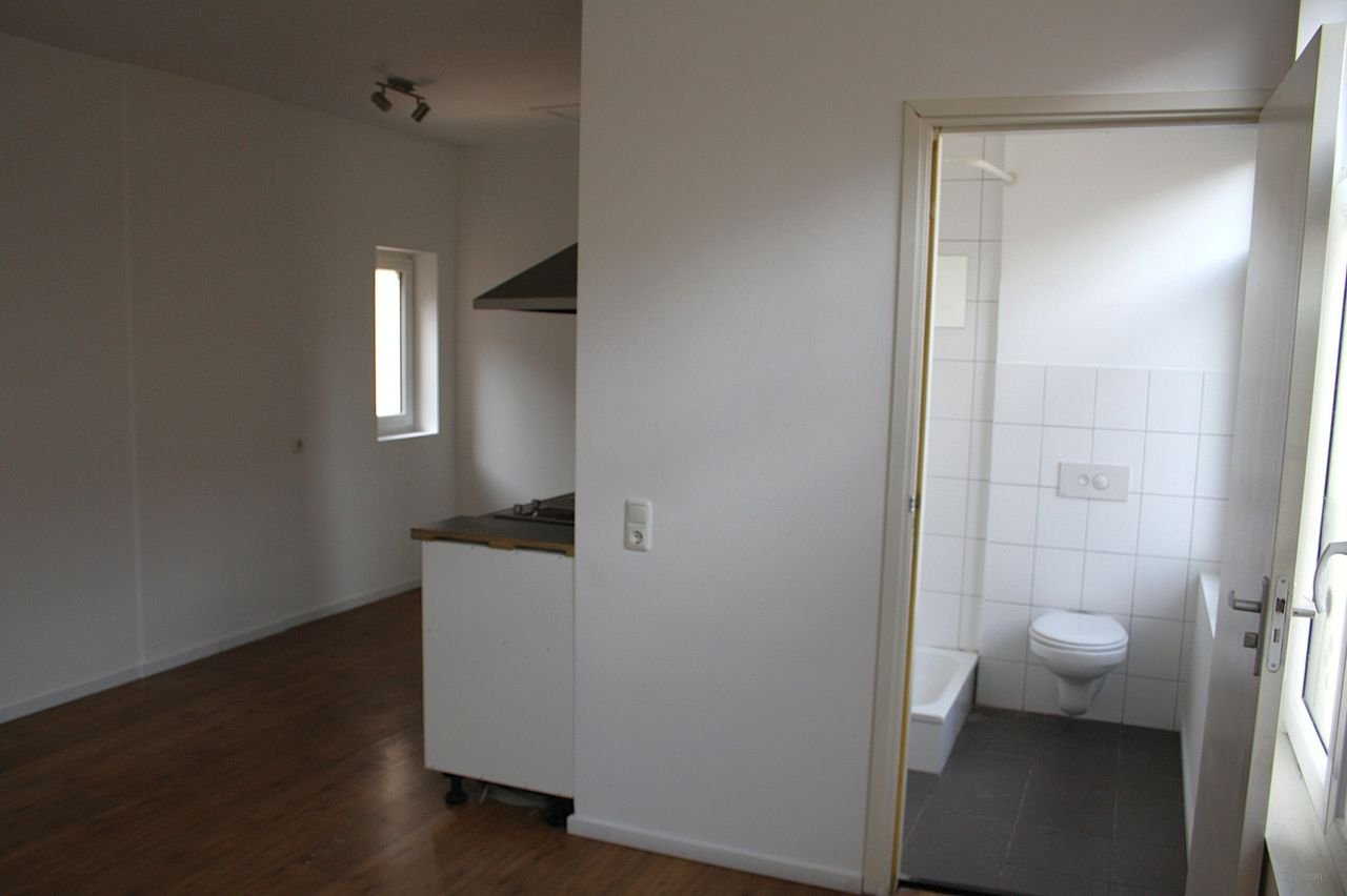 Compacte studio om de hoek van station Sittard - Afbeelding 7