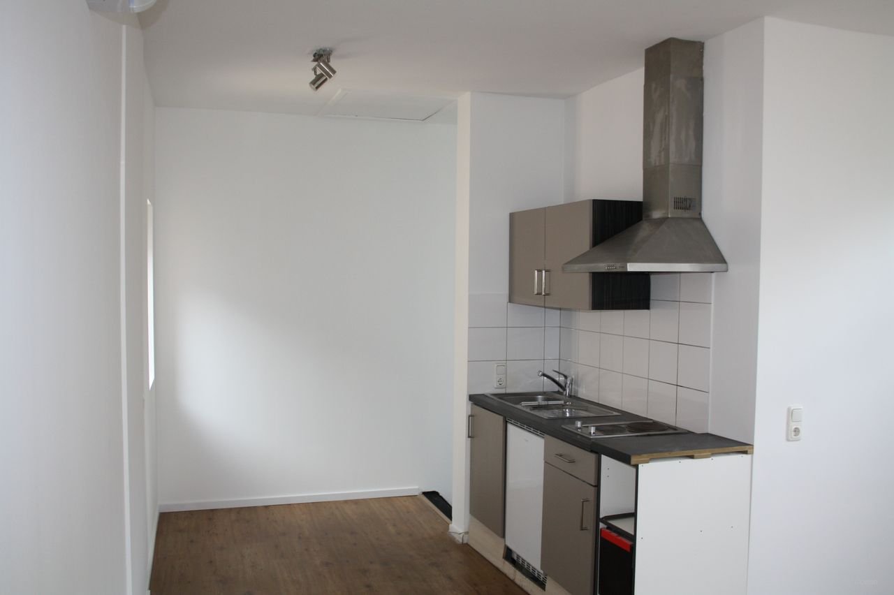 Compacte studio om de hoek van station Sittard - Afbeelding 3