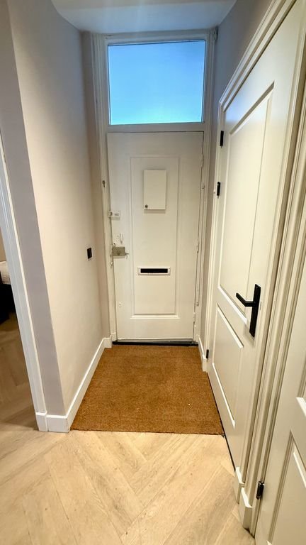 Modern benedenhuis met tuin aan de Regentesselaan - Afbeelding 24