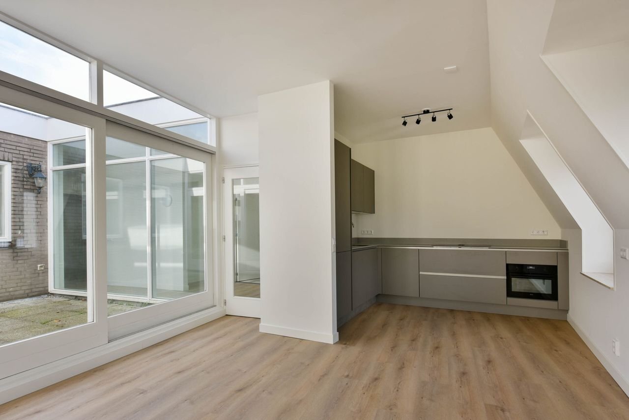 170m² Penthouse in the center of Uithoorn - Image 12
