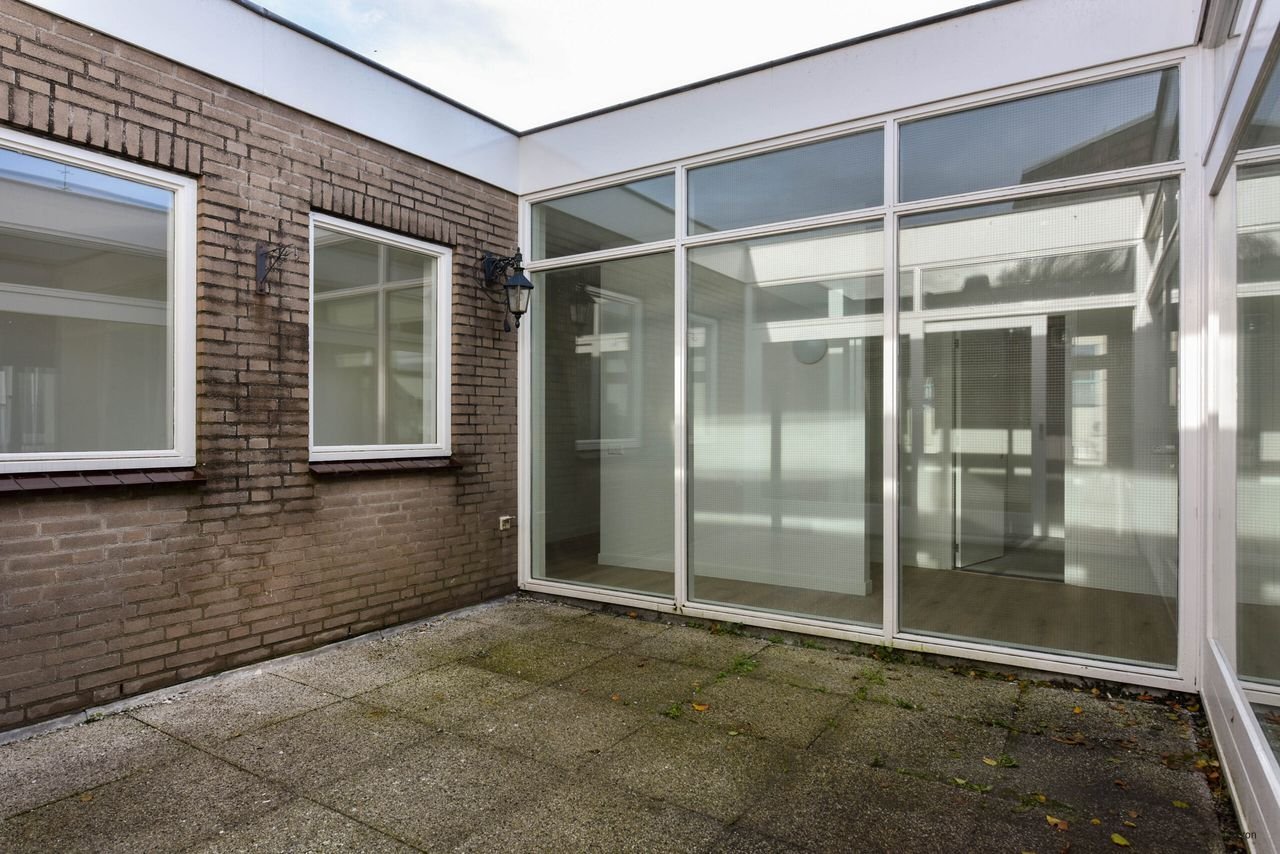 170m² Penthouse in the center of Uithoorn - Image 11