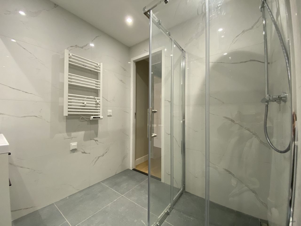 Gerenoveerd studentenappartement in Kralingen - Afbeelding 13