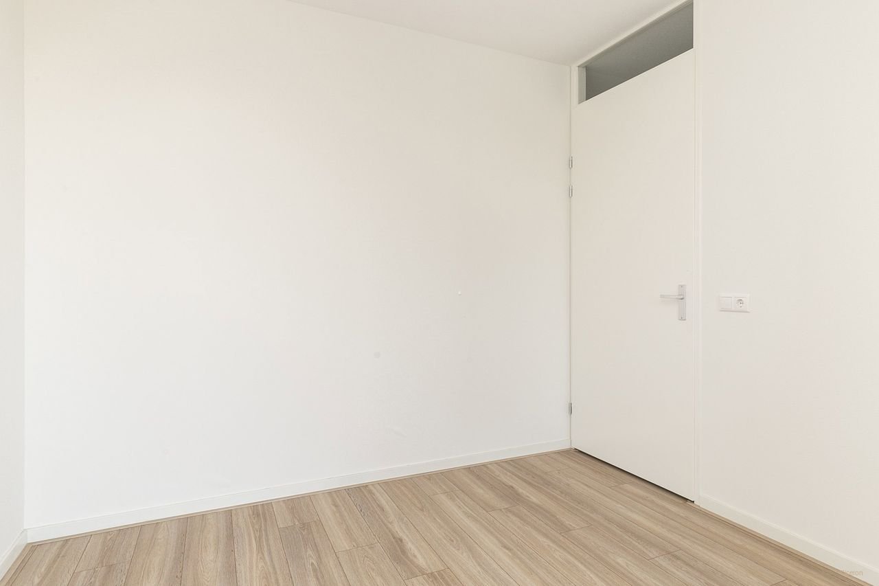 Modern 3-kamerappartement met balkon - Afbeelding 9