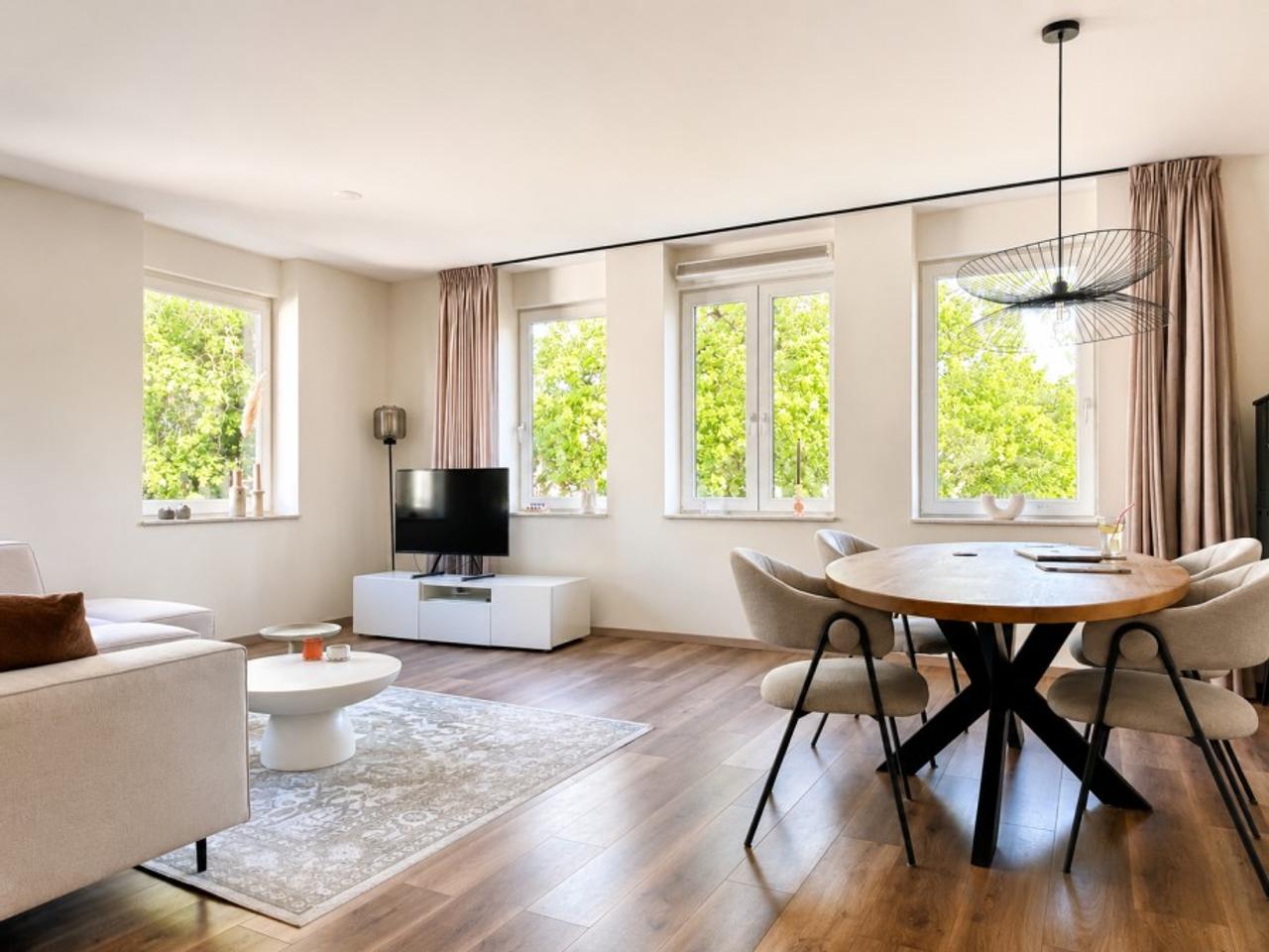 Licht 3-kamerappartement in centrum Apeldoorn - Afbeelding 2