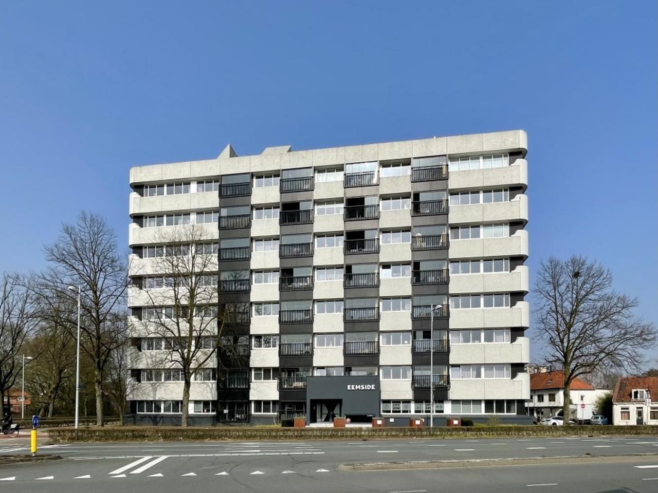 Bright 1-bedroom apartment with gym and elevator - Image 1
