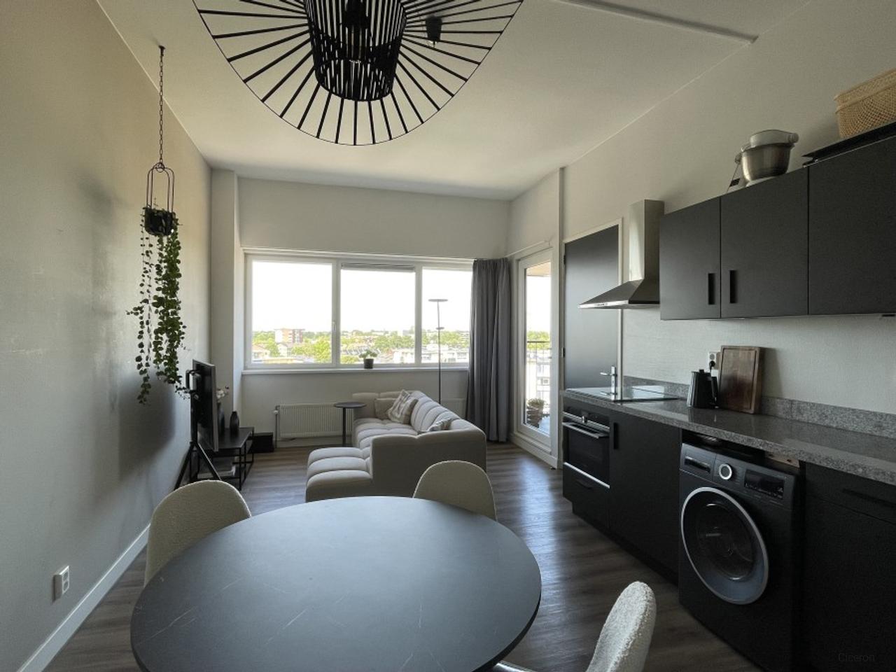 2-kamerappartement met balkon aan Hogeweg - Afbeelding 3
