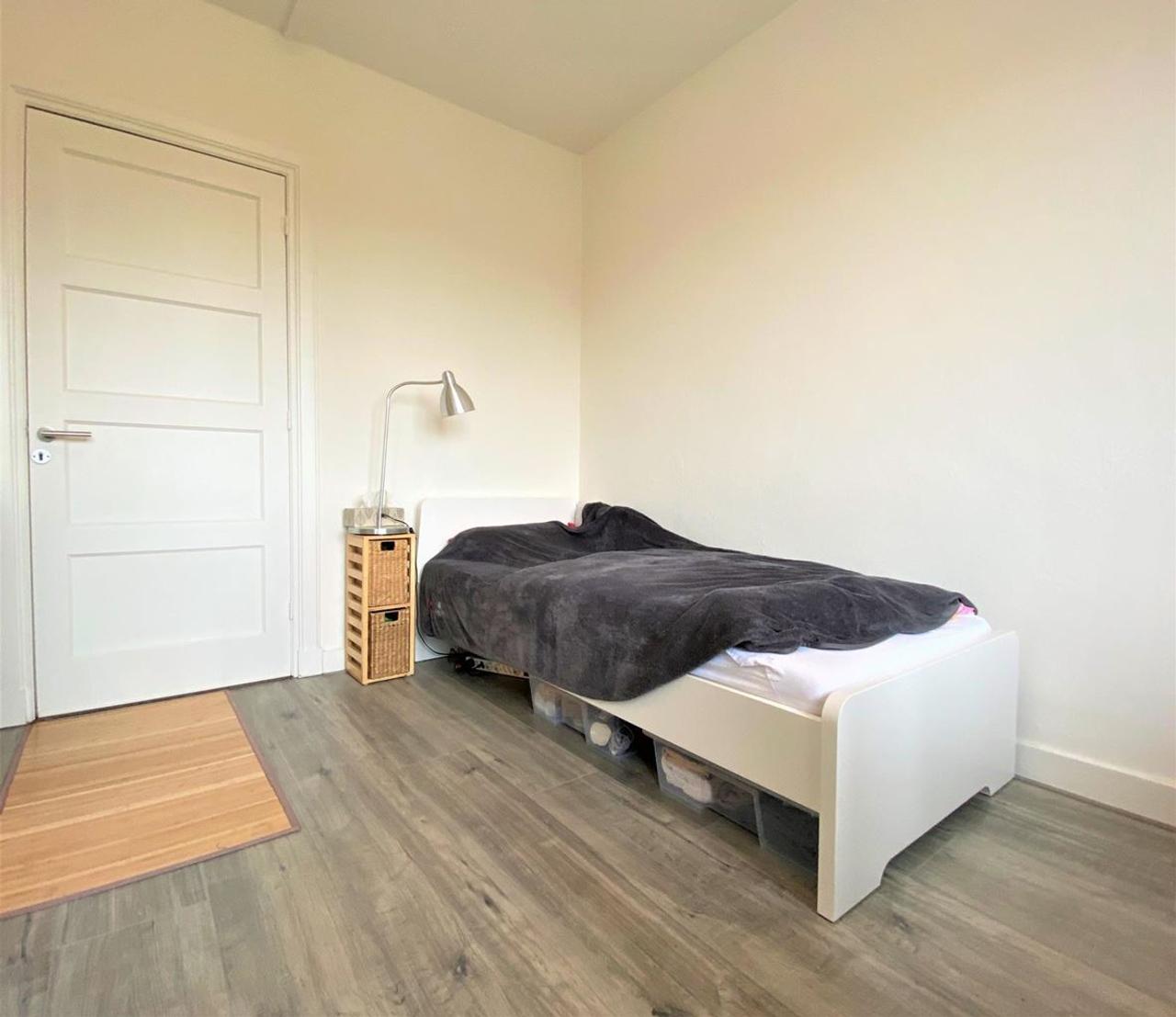 Studio with Private Bathroom in Maastricht - Image 5