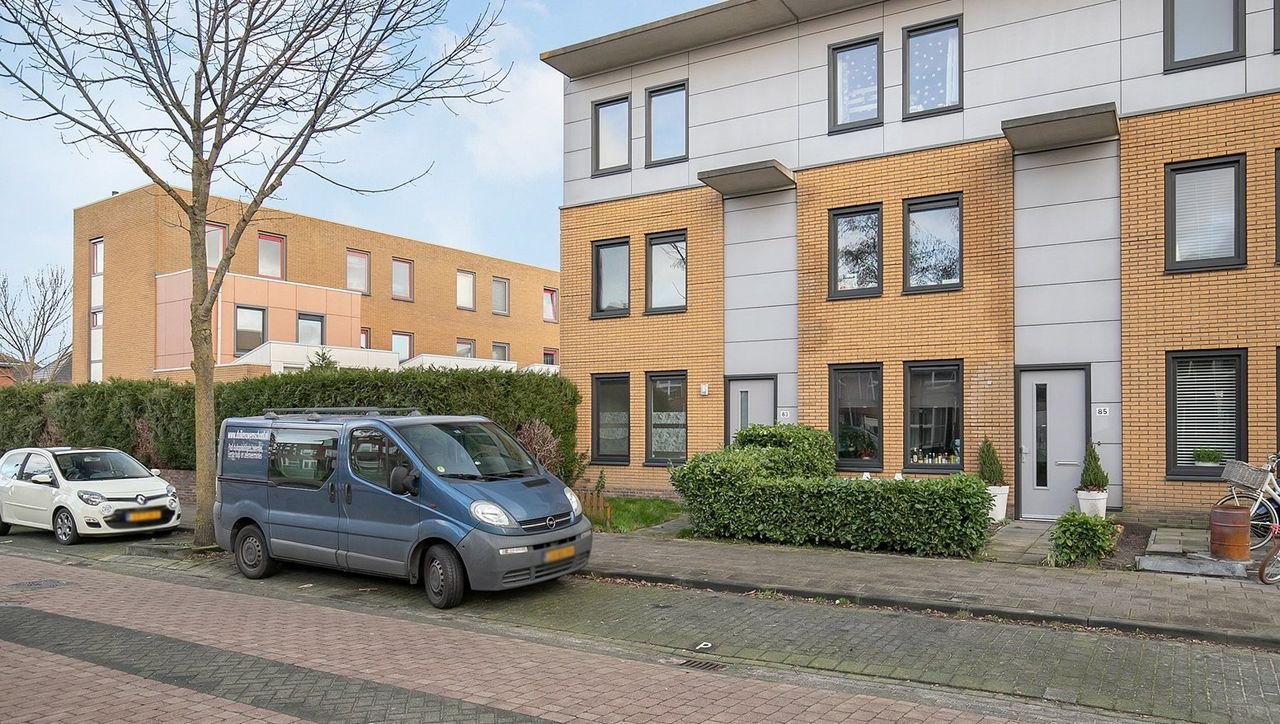 Spacious house (121 m²) with 4 bedrooms - Image 1