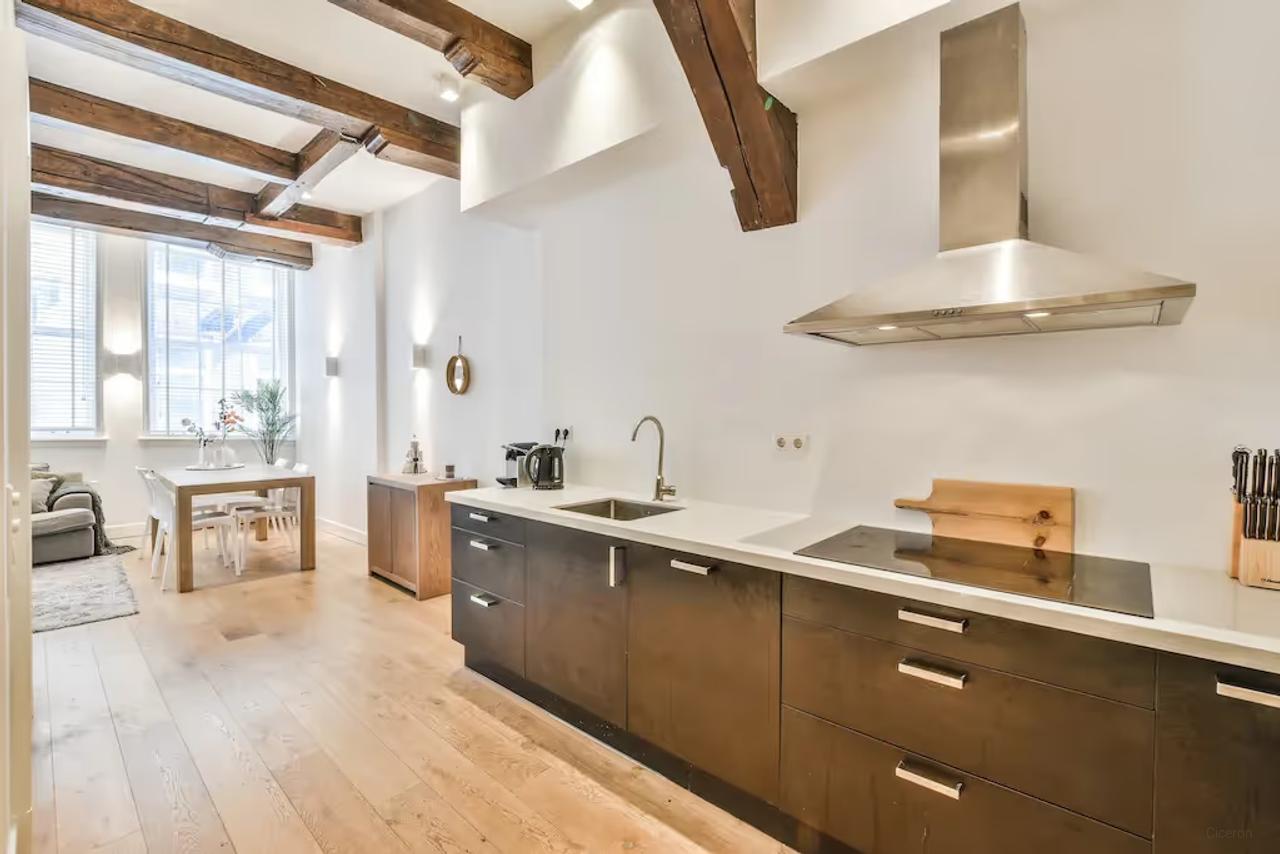 72 m² apartment with balcony on Lange Niezel - Image 7