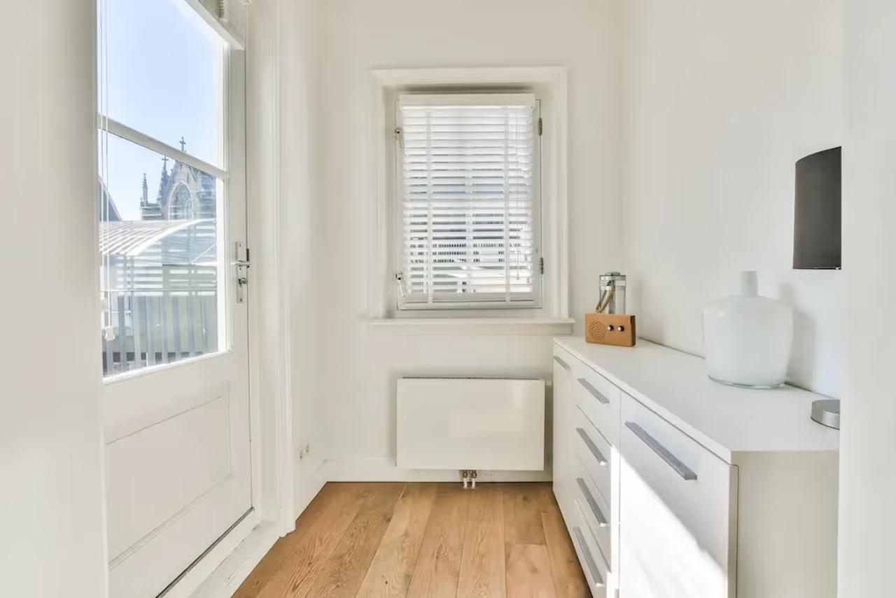 72 m² apartment with balcony on Lange Niezel - Image 12