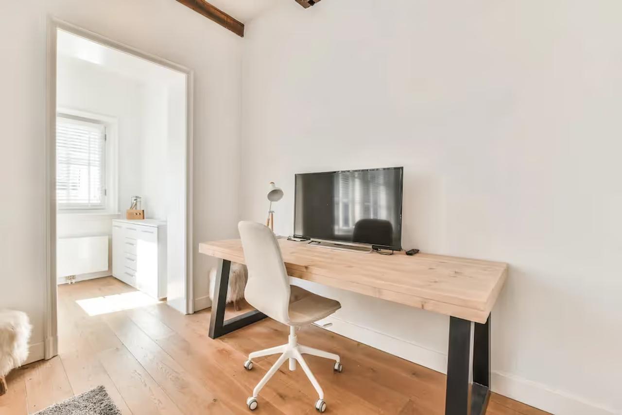 72 m² apartment with balcony on Lange Niezel - Image 14