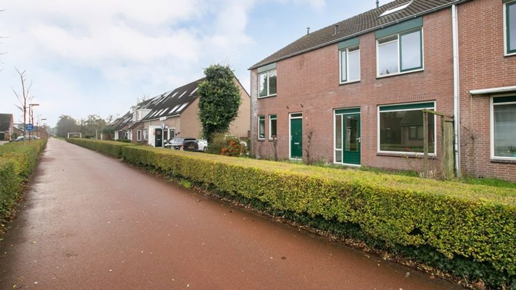 5-bedroom house in Zoetermeer - Image 2