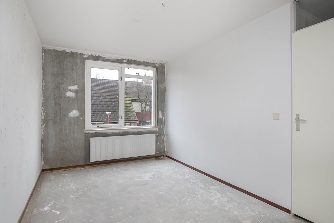 5-bedroom house in Zoetermeer - Image 13