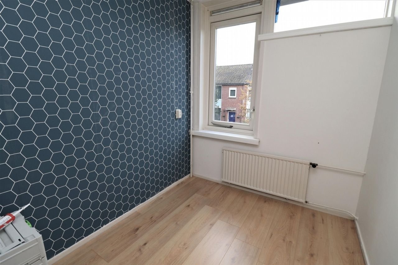 4-bedroom family home in Heusdenhout - Image 11