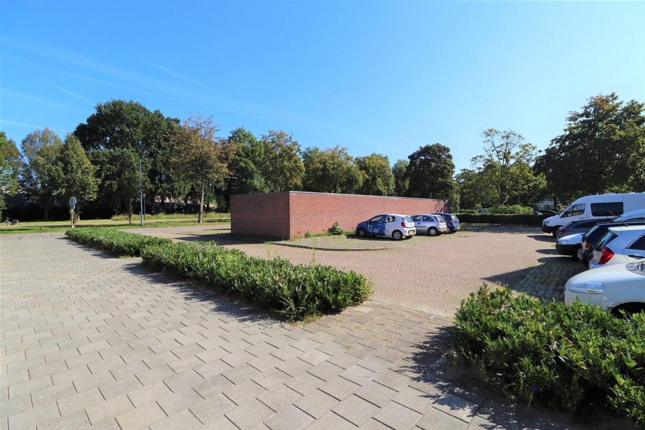 4-bedroom family home in Heusdenhout - Image 30