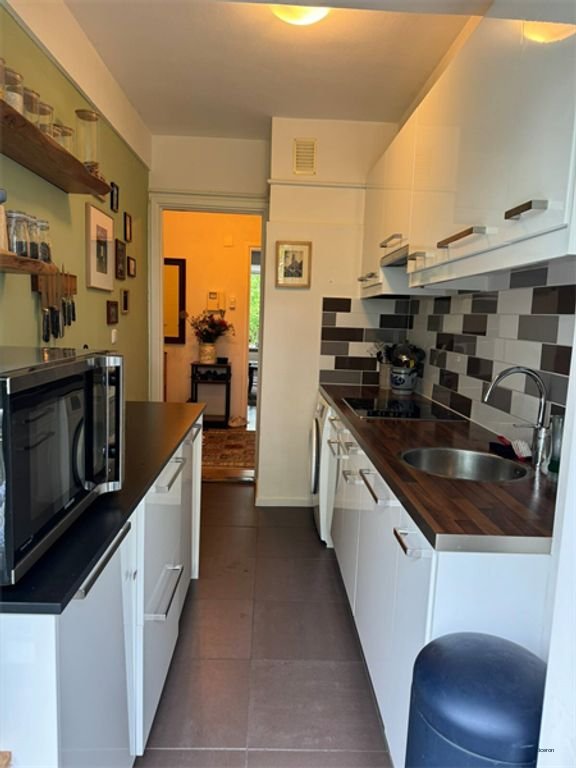 Ruim appartement in Zeeheldenbuurt - Afbeelding 2