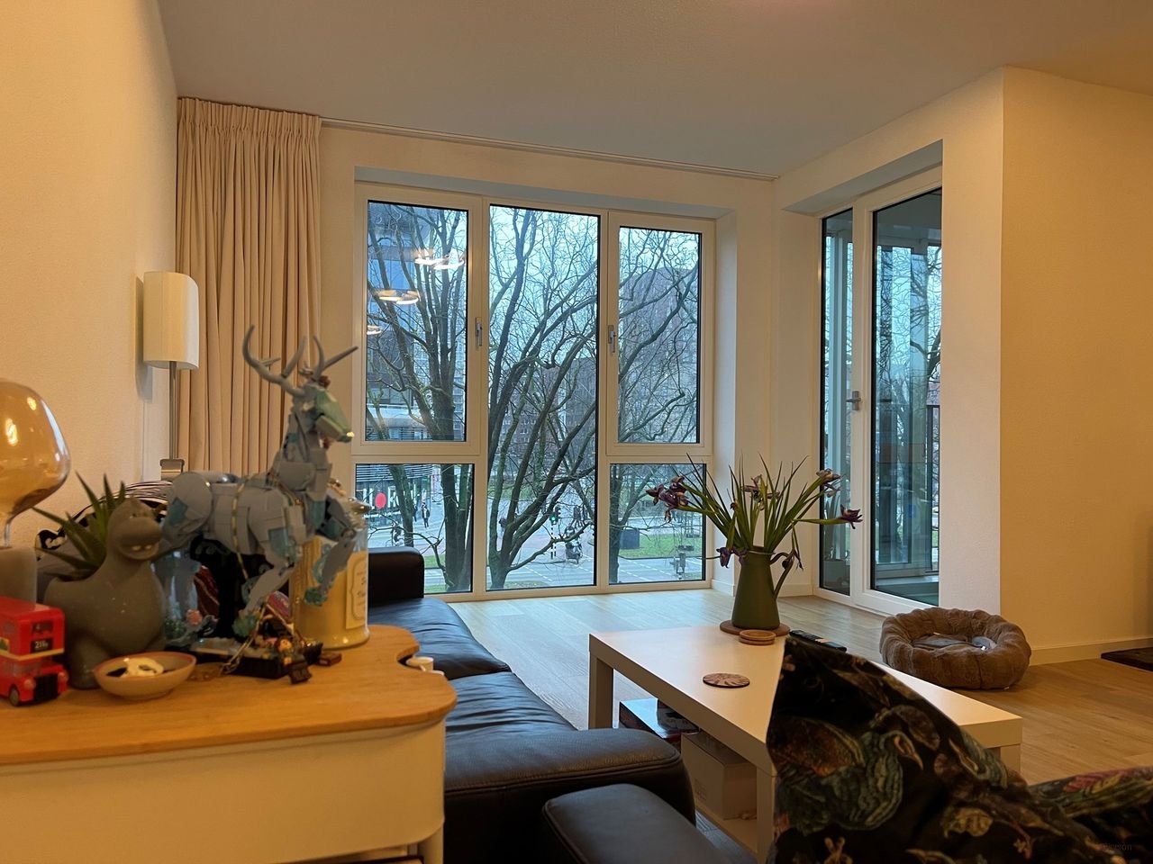 Modern apartment in the Ananas complex - Image 11