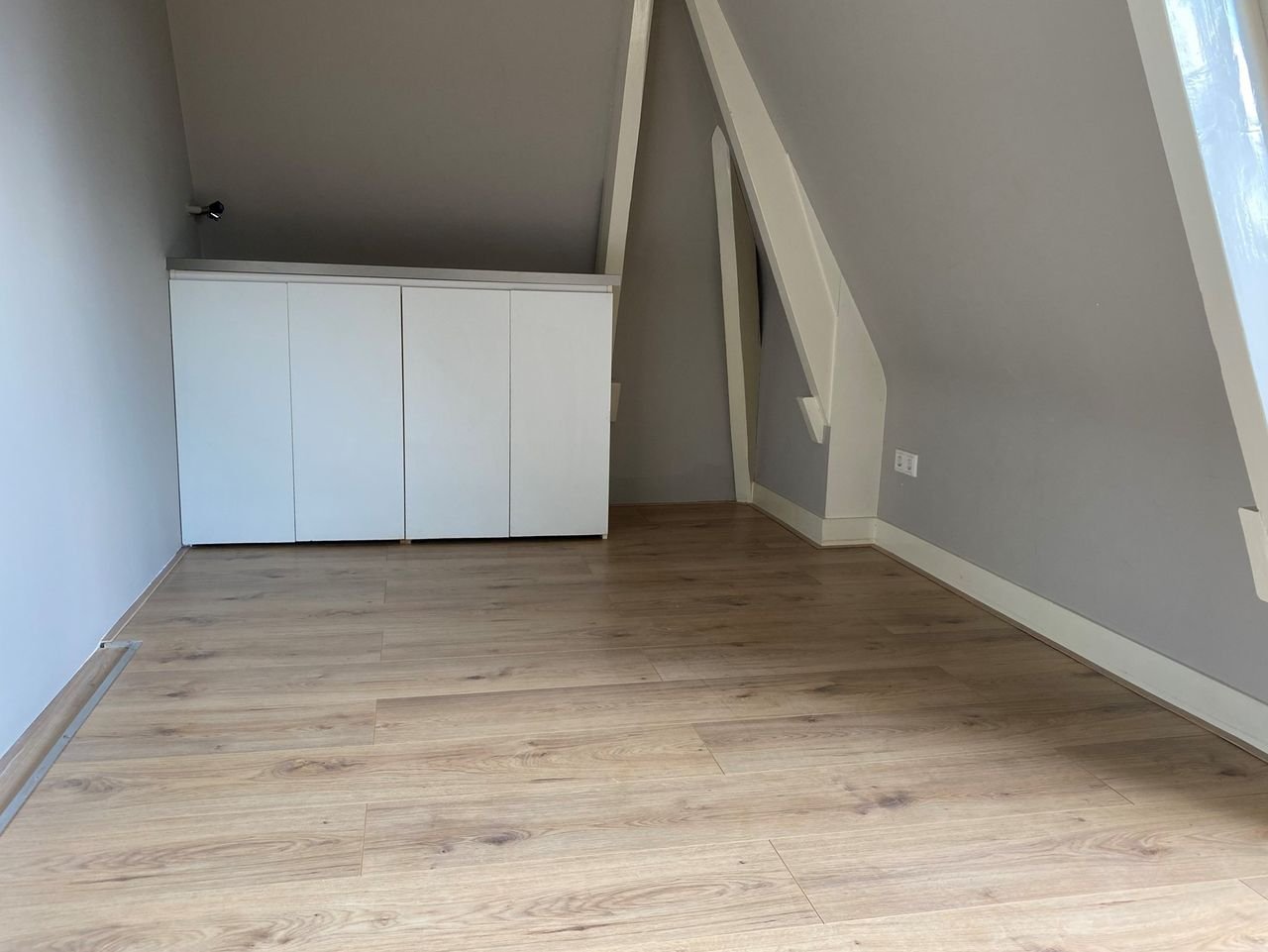 Gemeubileerde loft met dakterras - Afbeelding 11