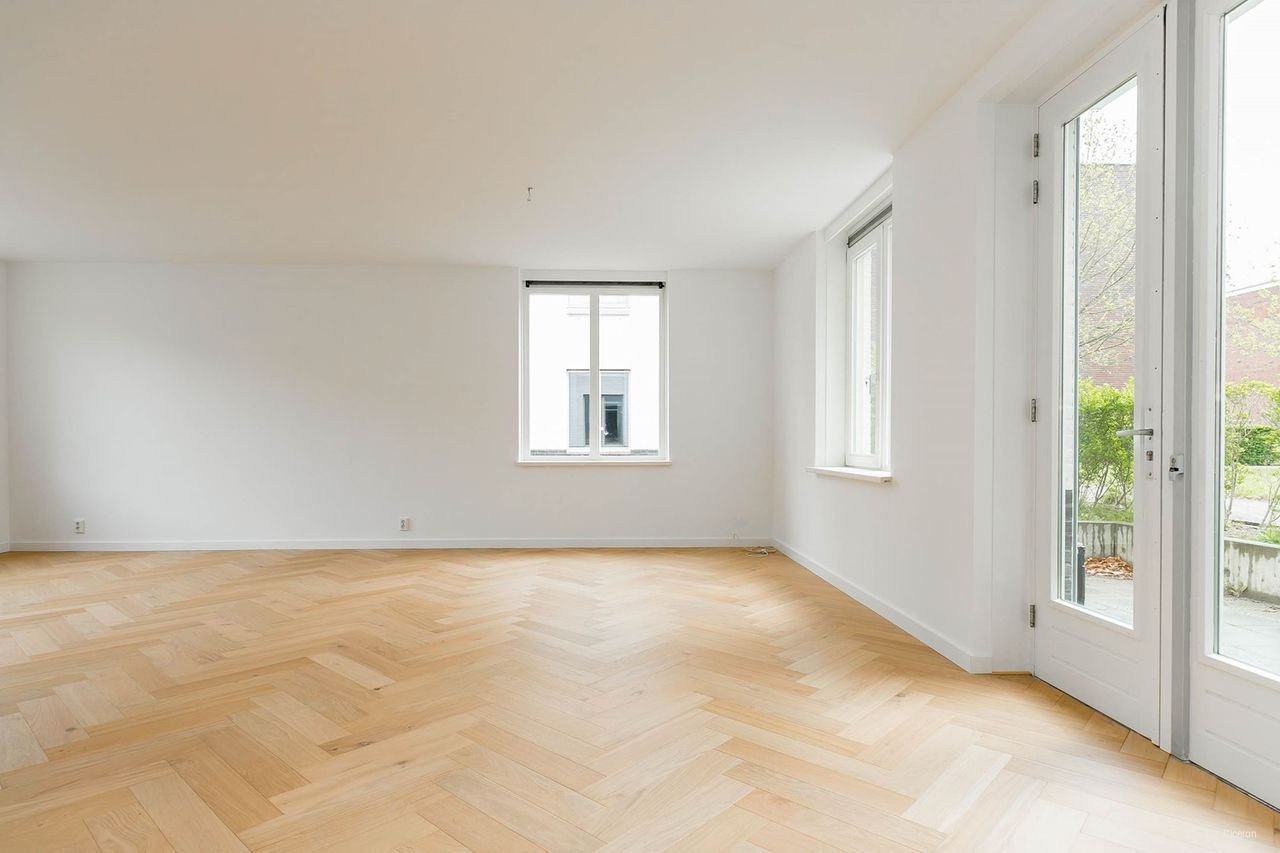 Licht hoekappartement met parkeerplek - Afbeelding 5