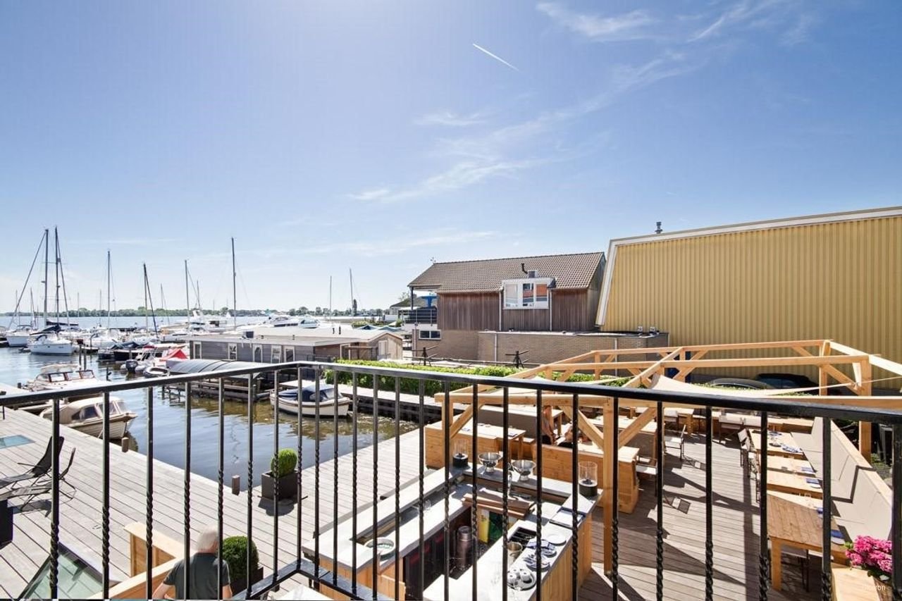 Herenhuis aan het water met eigen steiger - Afbeelding 17