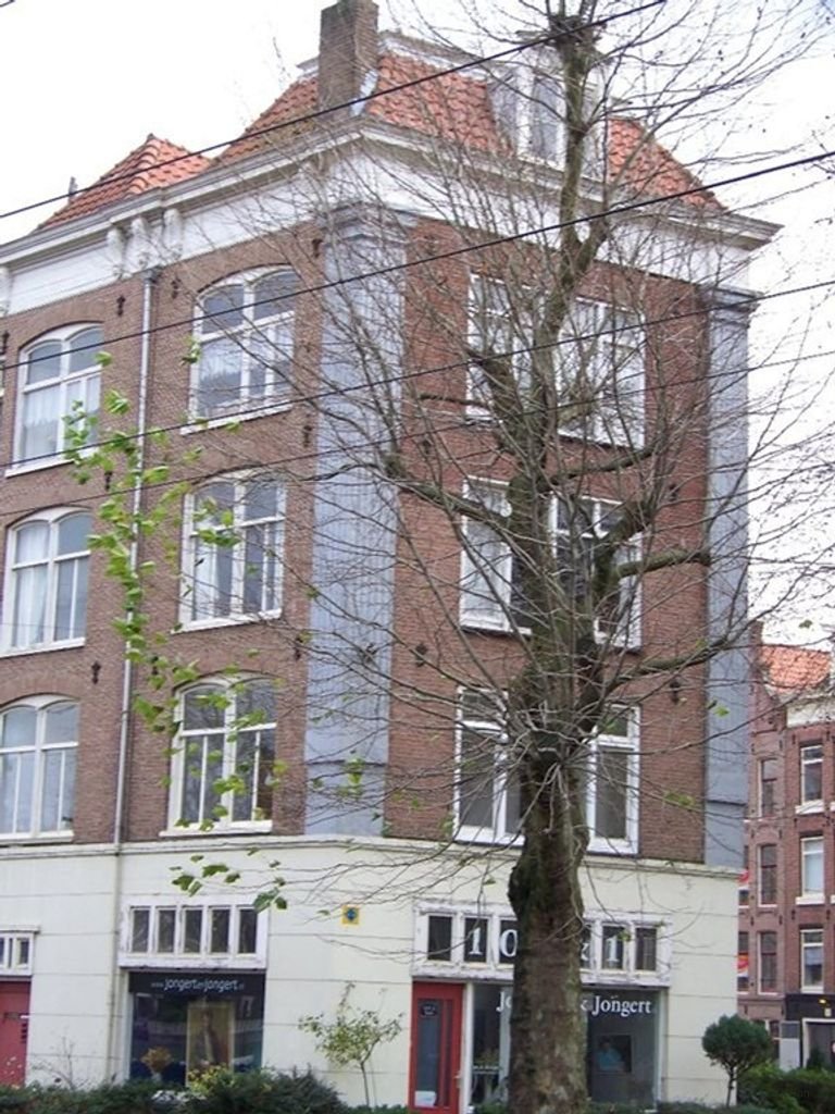 Gerenoveerd appartement met uitzicht op water - Afbeelding 1