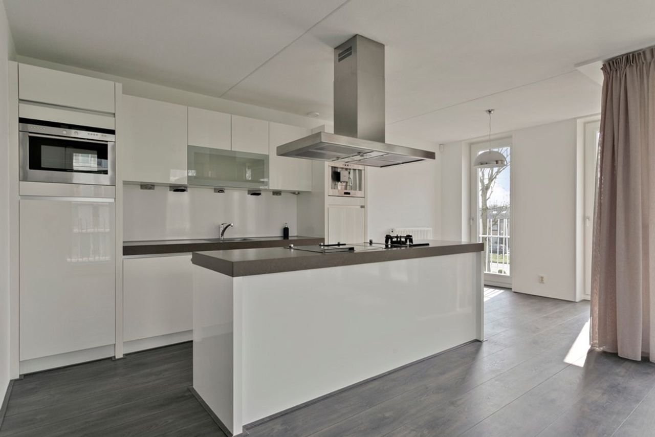 Modern wonen met luxe kookeiland - Afbeelding 3