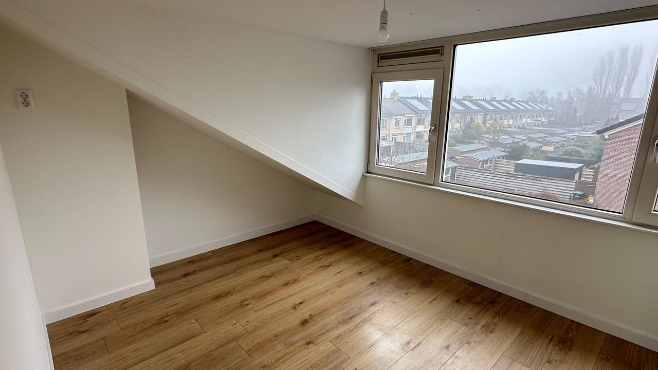 Gezinswoning met 4 slaapkamers - Afbeelding 2