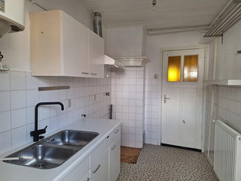 Bergen op Zoom City Centre: Ideal for Sharers - Image 8