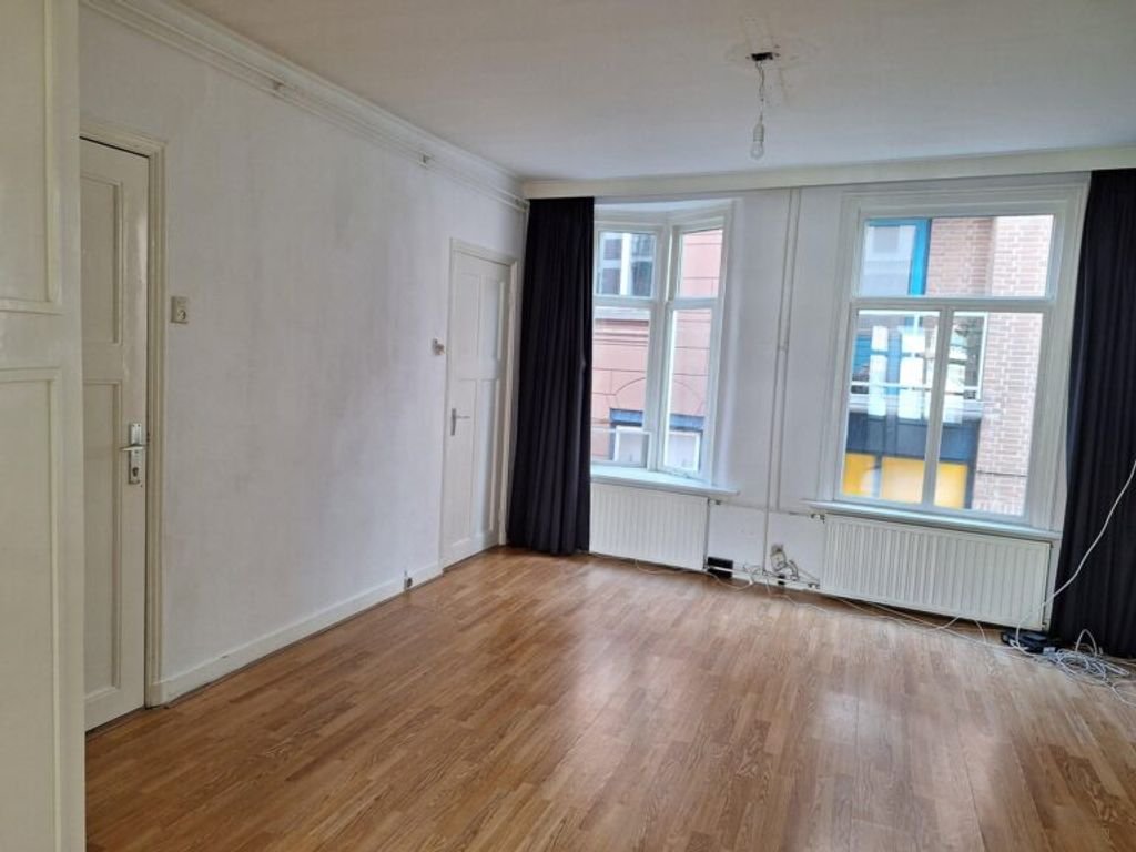 Bergen op Zoom City Centre: Ideal for Sharers - Image 3