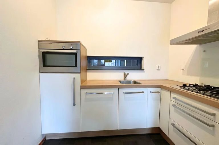 Maisonette (83 m²) with terrace and private parking space - Image 7