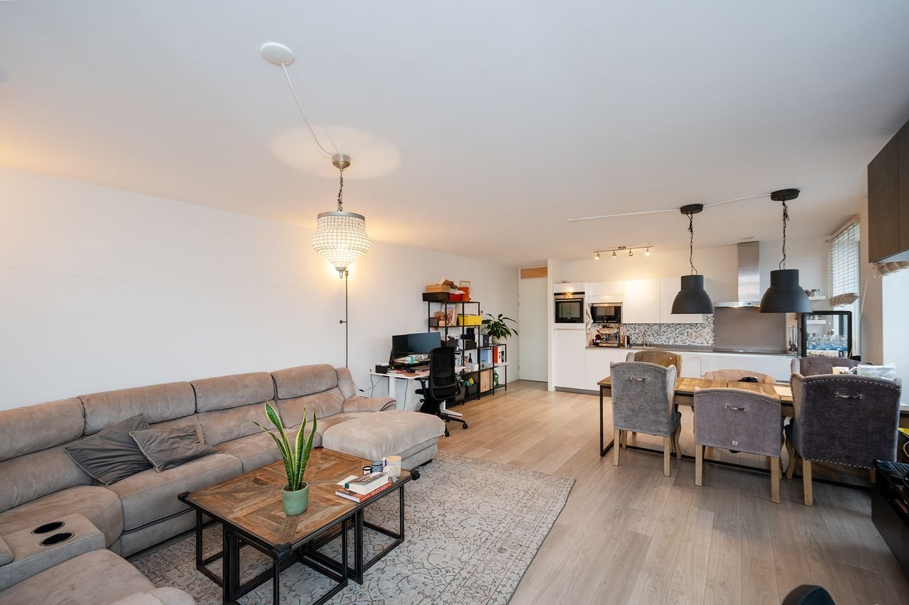 Licht hoekappartement met ruim terras - Afbeelding 8