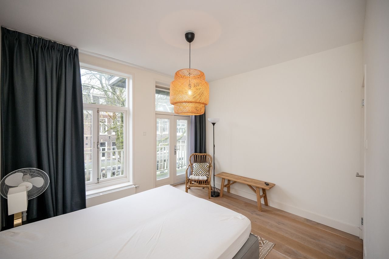 Licht appartement van 70m² bij de Amstel - Afbeelding 14