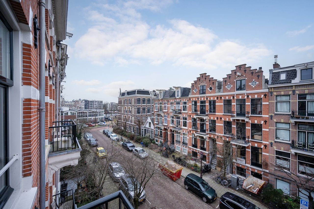 Licht appartement van 70m² bij de Amstel - Afbeelding 20