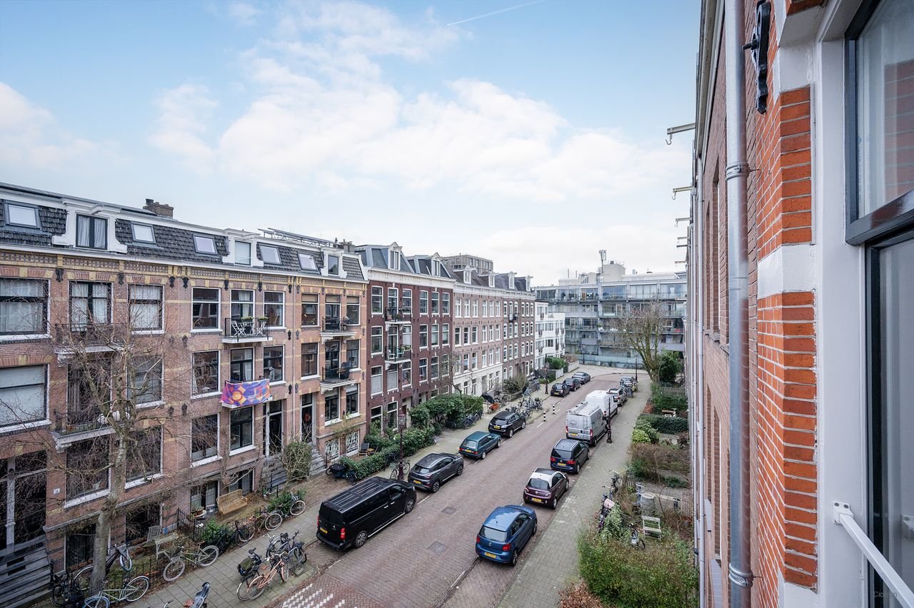 Licht appartement van 70m² bij de Amstel - Afbeelding 19