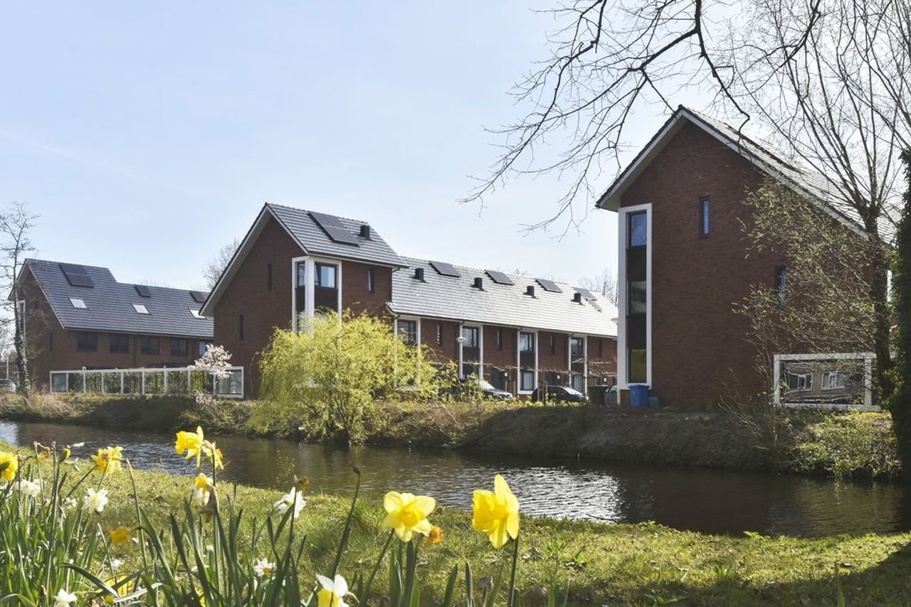 Modern family home of 126 m² with garden - Image 3